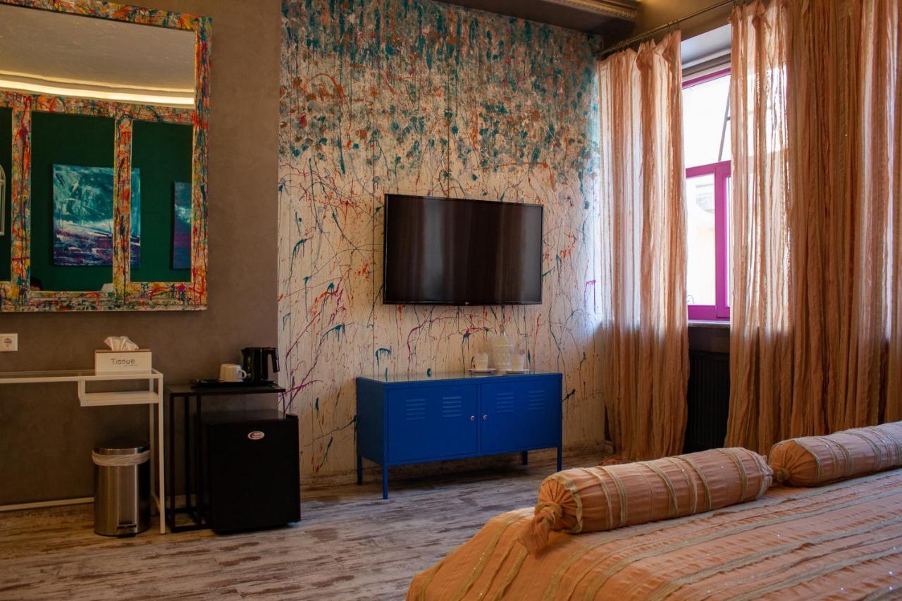 Manna Boutique Hotel (Adults Only) Киев Екстериор снимка