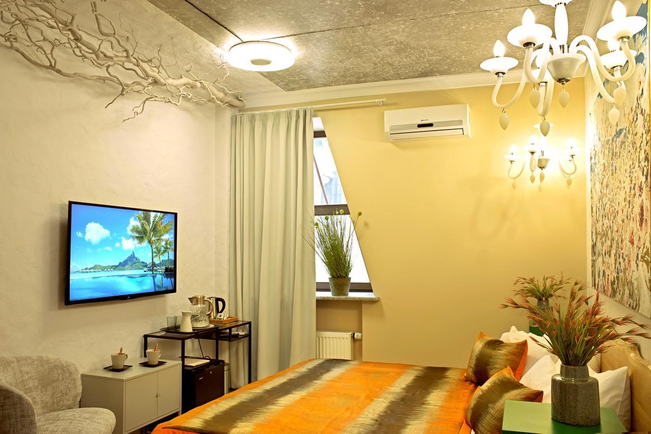 Manna Boutique Hotel (Adults Only) Киев Екстериор снимка